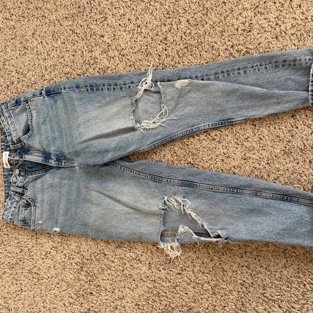 Zara Light Blue Distressed Denim Jeans